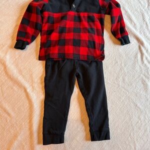 Cozy Red and Black Kids fleece set